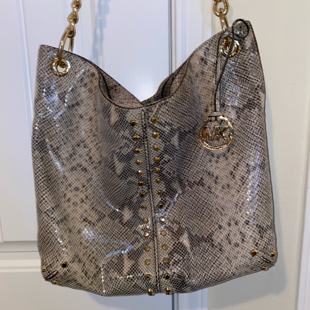 Michael Kors authentic Hobo bag with chain detail